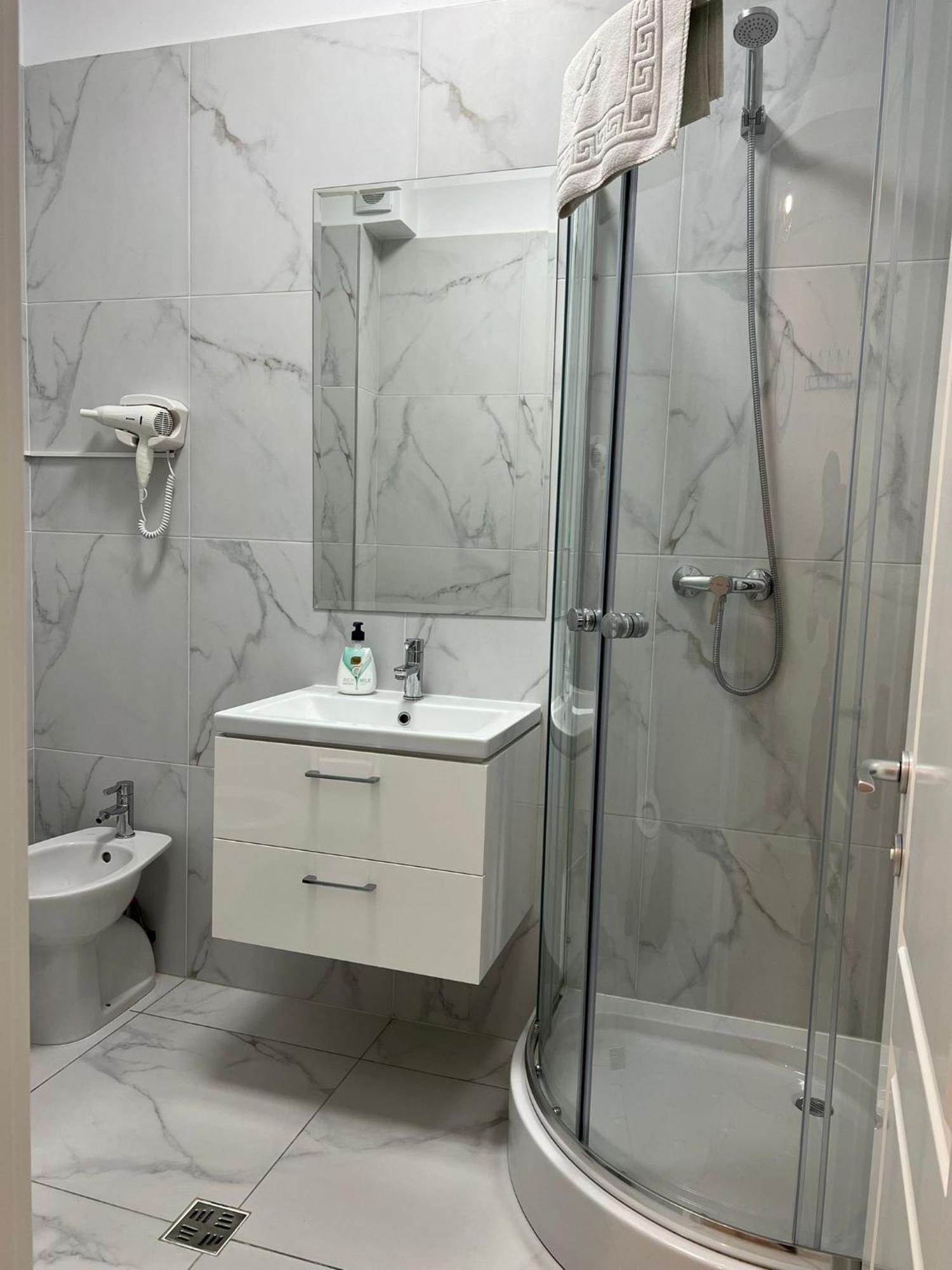 Luxury Glam Apartments Iasi At Lazar Palas Exteriér fotografie